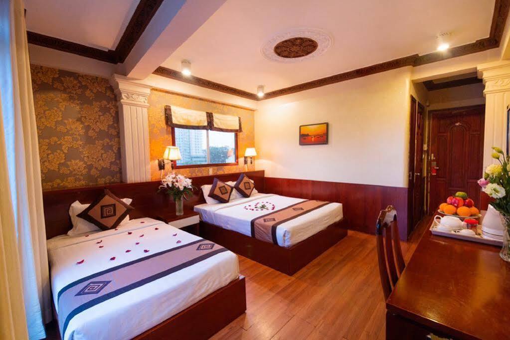 Cosmo Square Hotel Ho Chi Minh City Bagian luar foto